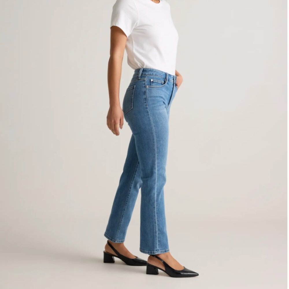 Bella Stretch Straight Jeans - Size 30